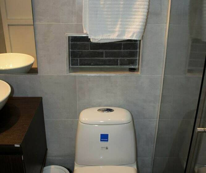 בית מלון כפרי Najhomi