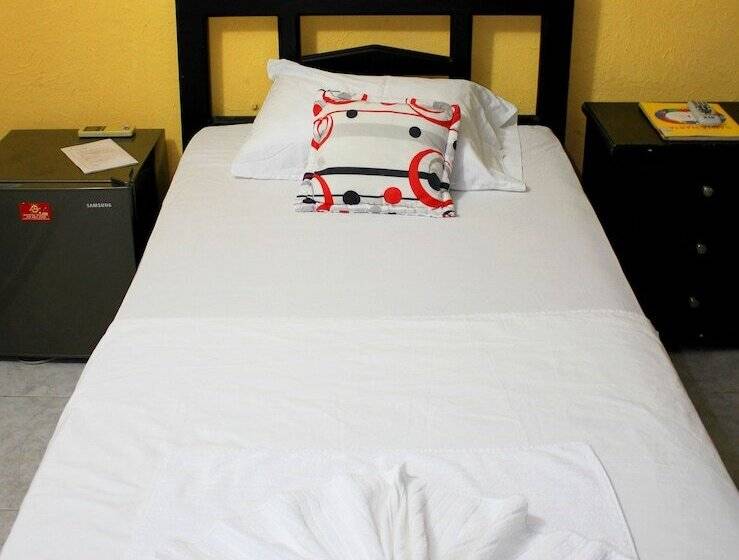 בית מלון כפרי Najhomi