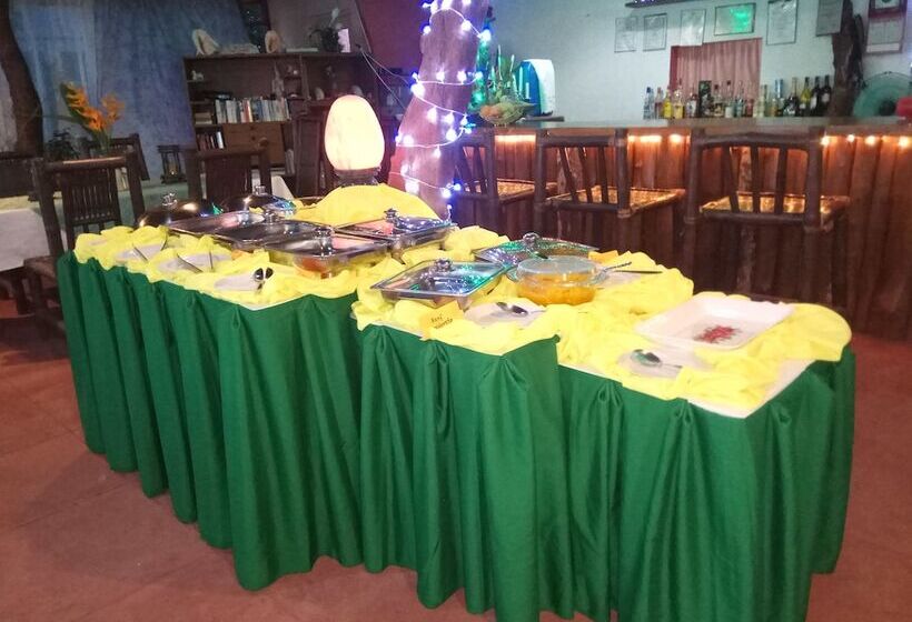 Hotel Nipa Hauz Resort