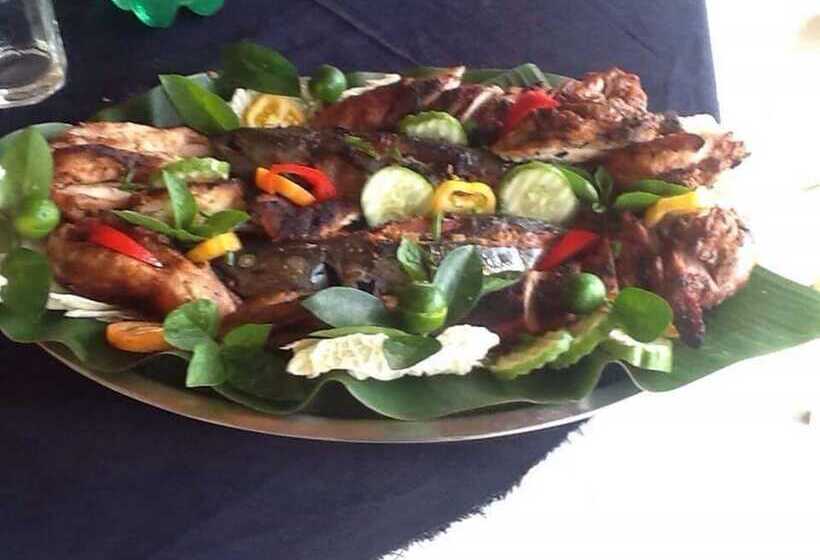 Hotel Nipa Hauz Resort