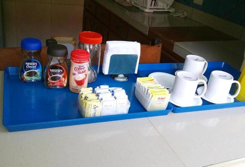 호텔 Posada Del Rey