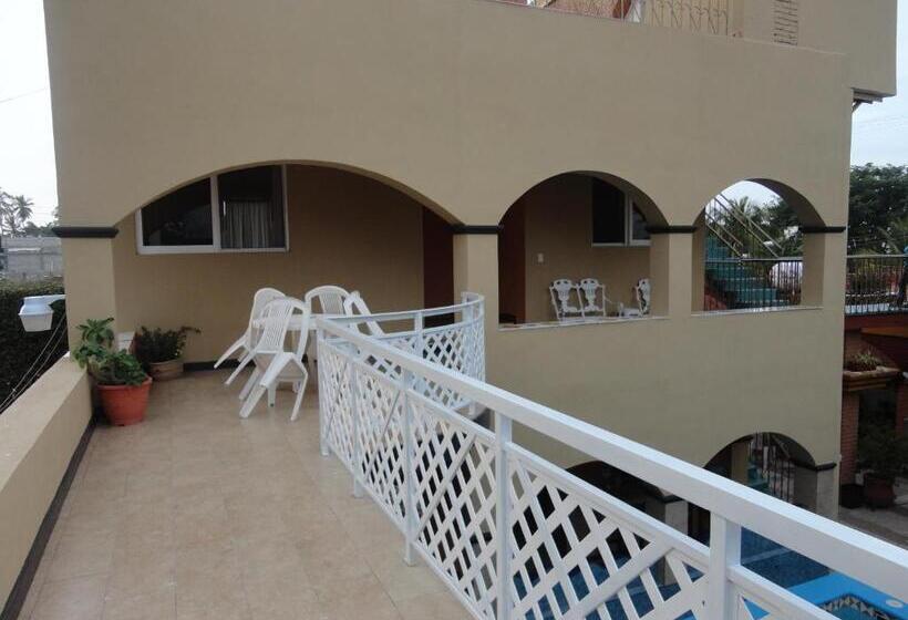 호텔 Posada Del Rey