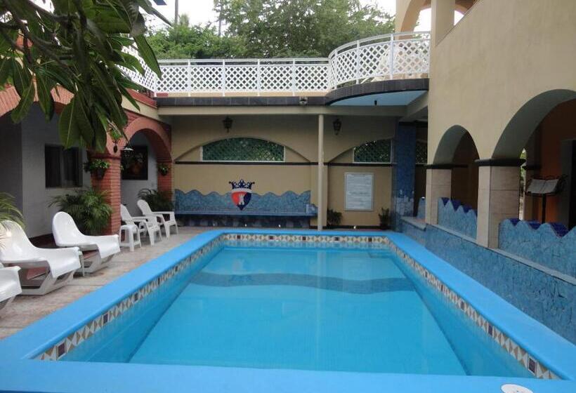 호텔 Posada Del Rey