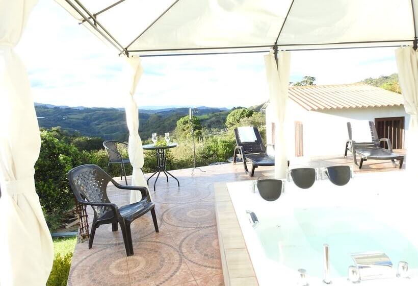 בית מלון כפרי Posada Ecoturistica Villa Rouse