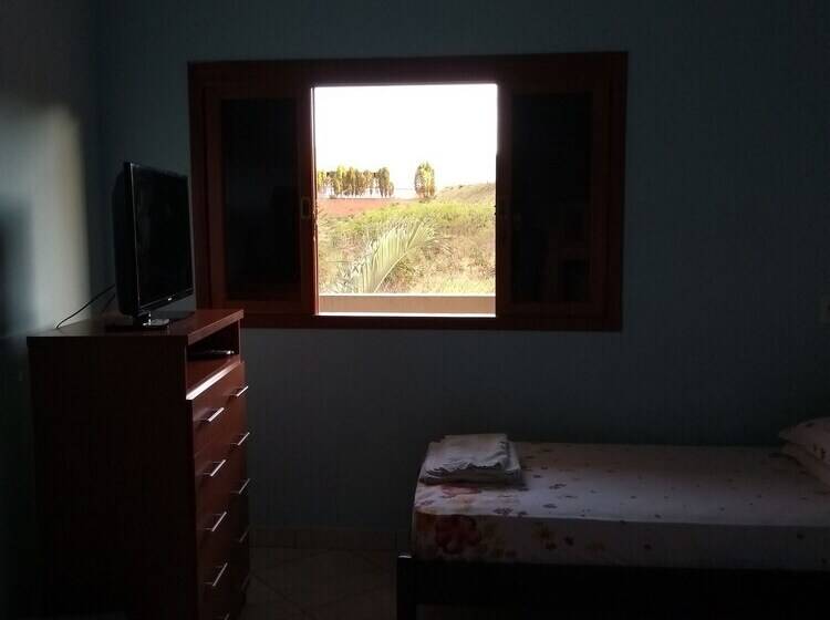 Hotel Pousada Terra De Ghosen