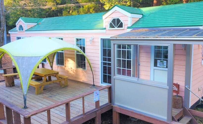 בית מלון כפרי Shimizu Kuniaki’s Paradise Of Forest And Lake