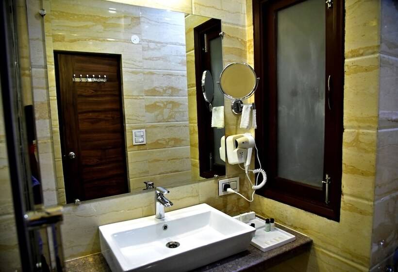 فندق The Riverside Inn