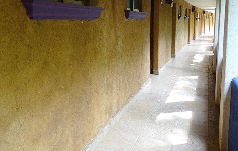 فندق Turinjandi Resort