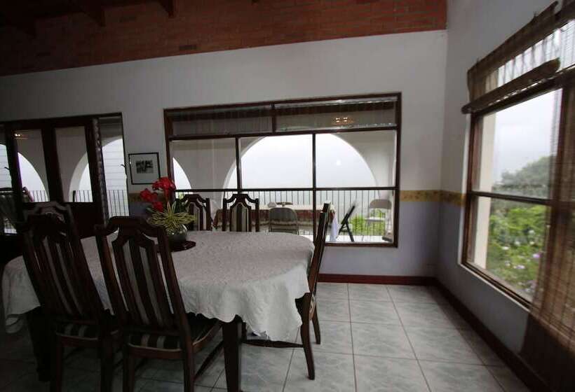 هتل Villas Valle Bello