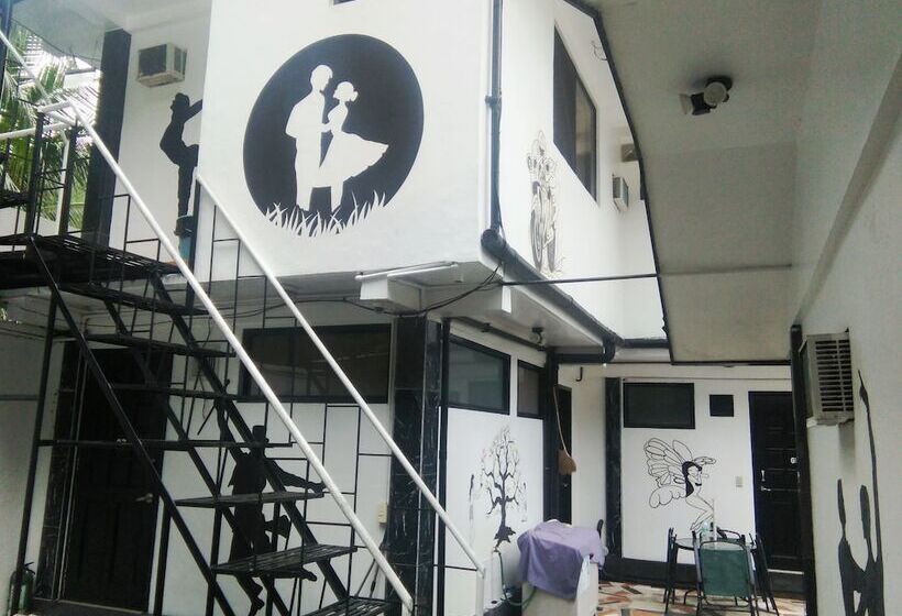 فندق Western Highway Lodge