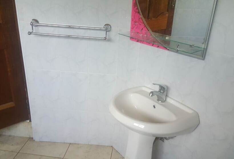 هتل Yelsking Royal Lodge