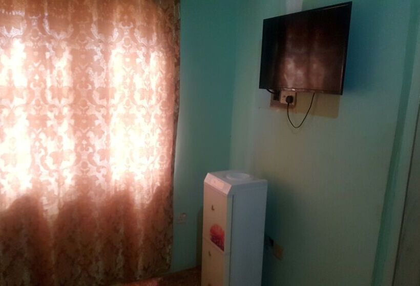 هتل Yelsking Royal Lodge