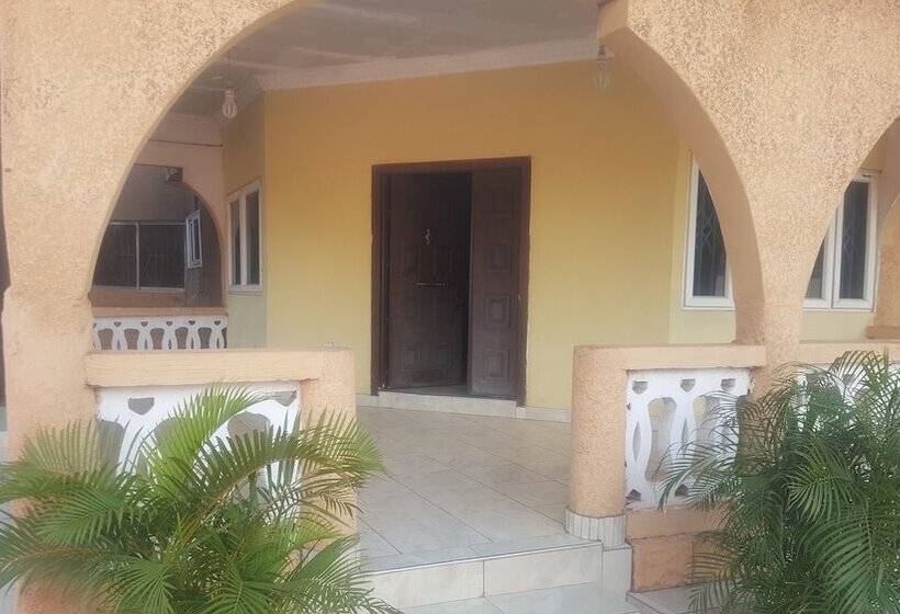 هتل Yelsking Royal Lodge