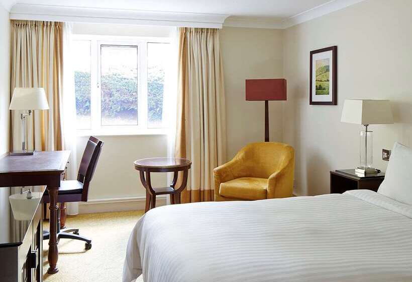 Meon Valley Hotel And Country Club