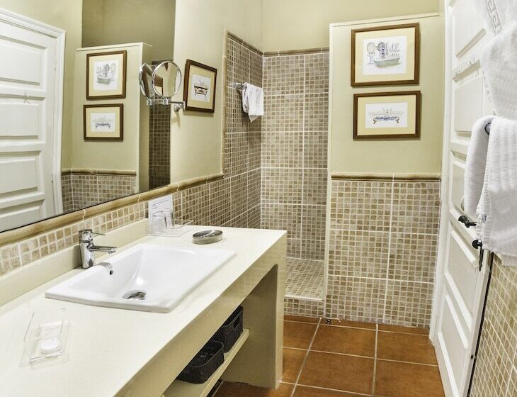 膳宿费 Malpais Trece