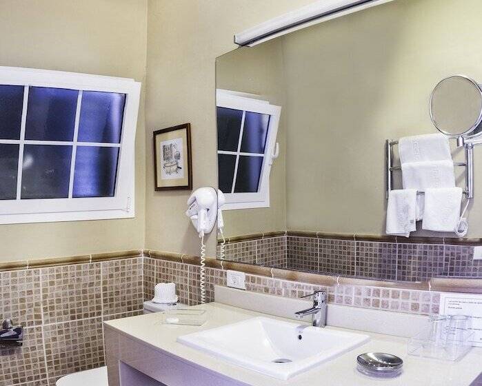 膳宿费 Malpais Trece