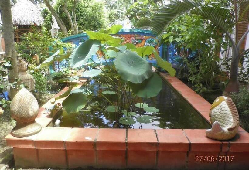 پانسیون Happy Family Guesthouse