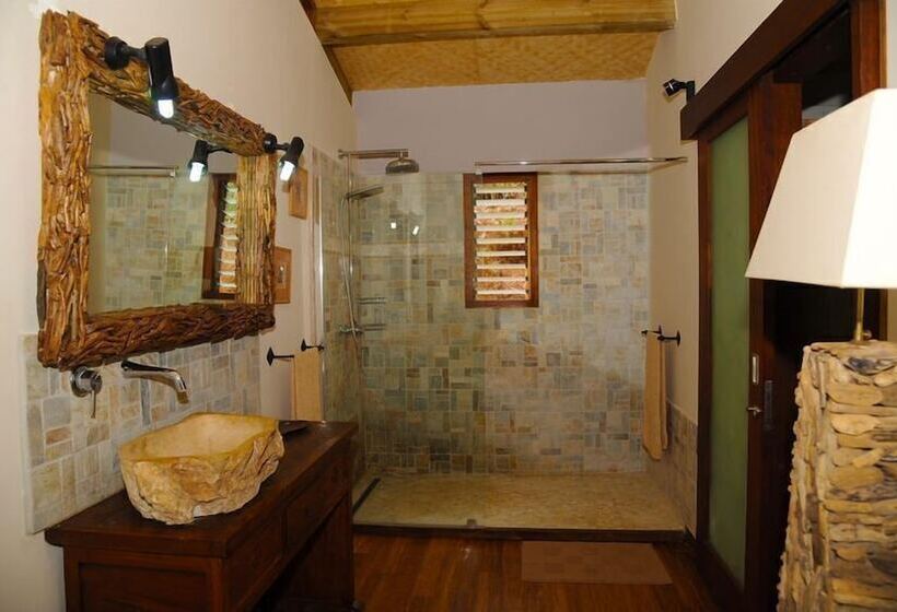 پانسیون Les Cases De Plum