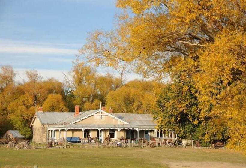 ペンション Peter S Farm Lodge