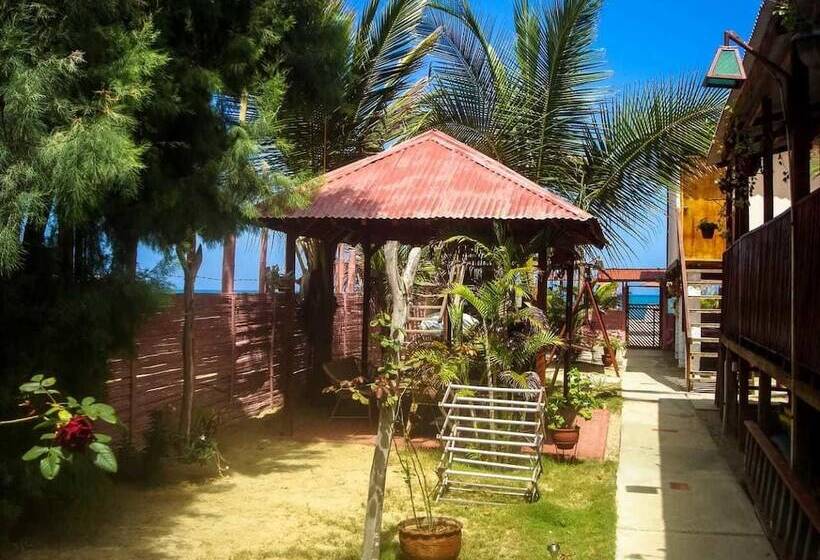 ペンション Puerta Del Sol