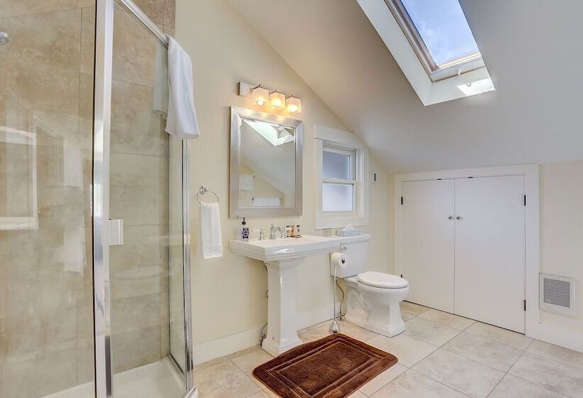 Pet Friendly Albany Cottage With Bbq On The Deck By Redawning