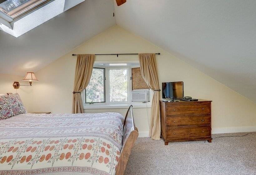 Pet Friendly Albany Cottage With Bbq On The Deck By Redawning