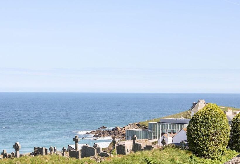 Porthmeor Beach House