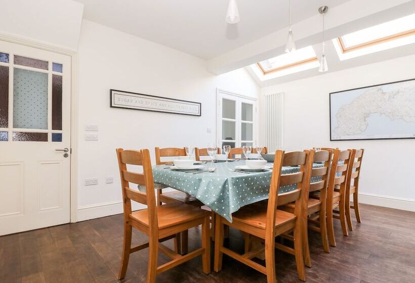 Porthmeor Beach House