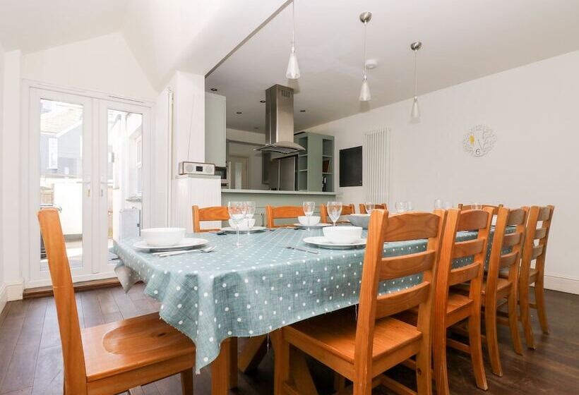 Porthmeor Beach House