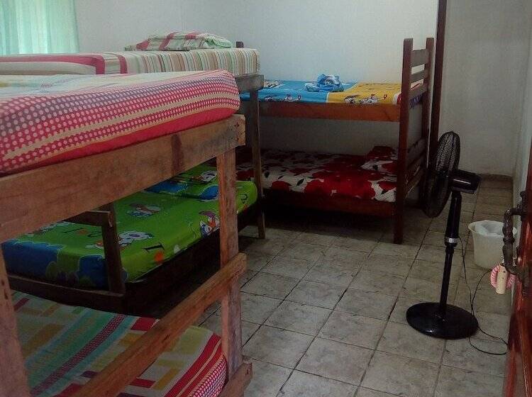 Posada Alroma   Hostel