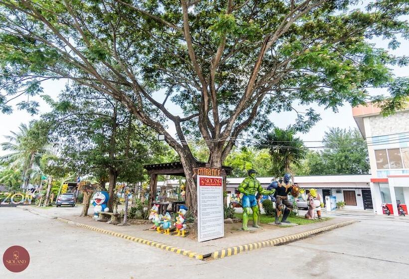 Quezon Premier Hotel Candelaria