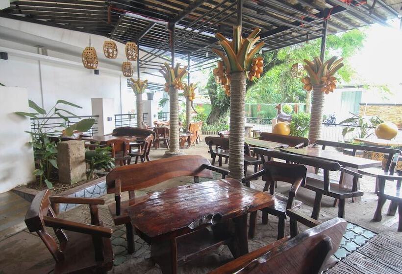 Quezon Premier Hotel Lucena