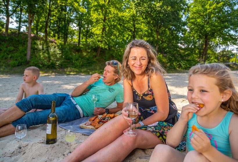 اقامتگاه Europarcs Maasduinen