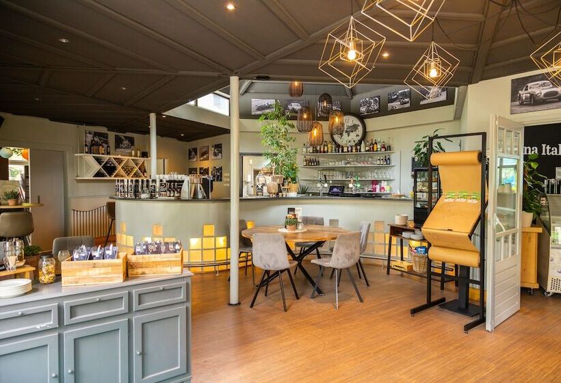 اقامتگاه Europarcs Maasduinen