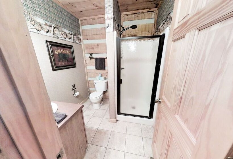 Streamsong Secluded Creek View Cabin With Hot Tub And Pool Table By Redawning