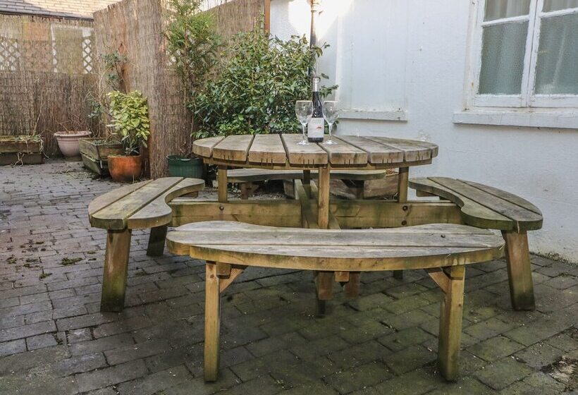 The Little White House