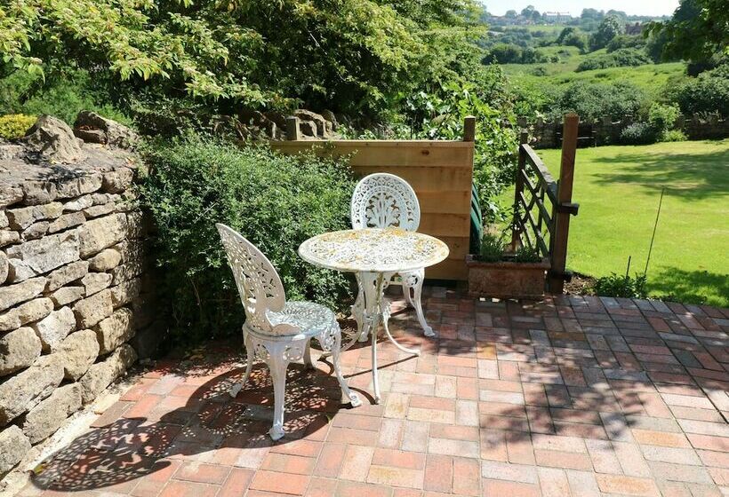 The Loft At Lucott House