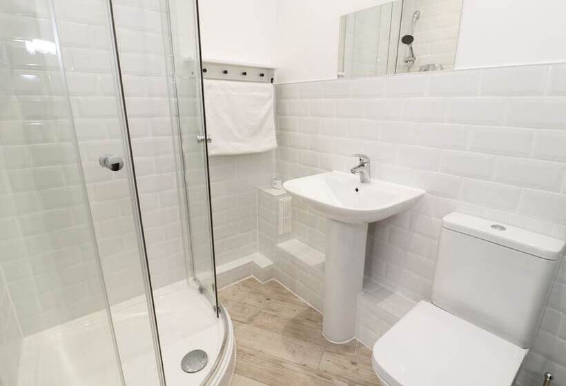 The Old Post Office 23 High Street