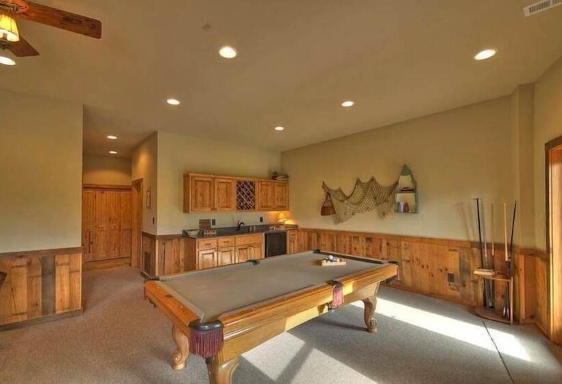 Wild Things Nevaeh Cabin Rentals