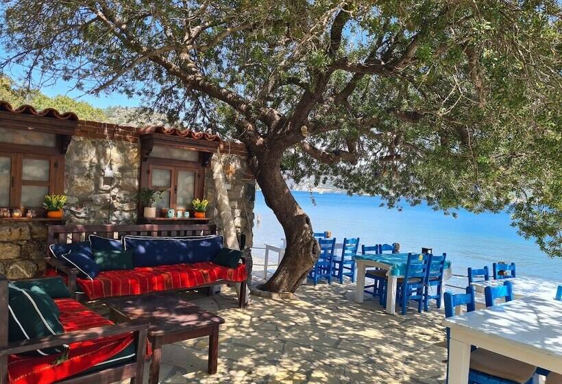 Akkum Gezer Motel