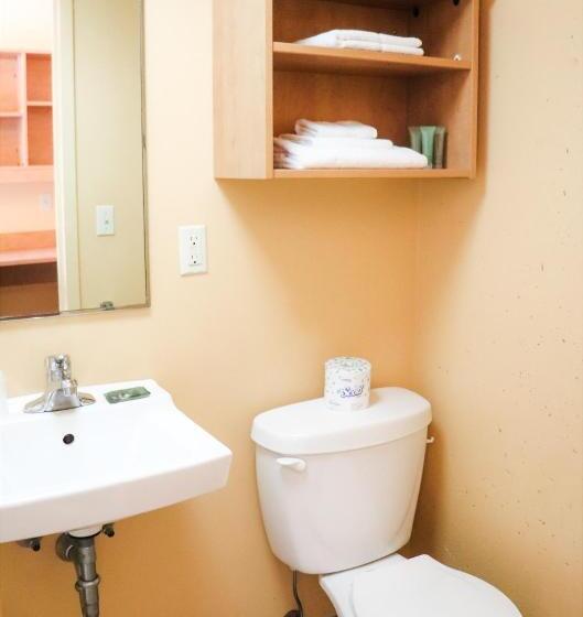 旅馆 Backpacker College At St Lawrence University