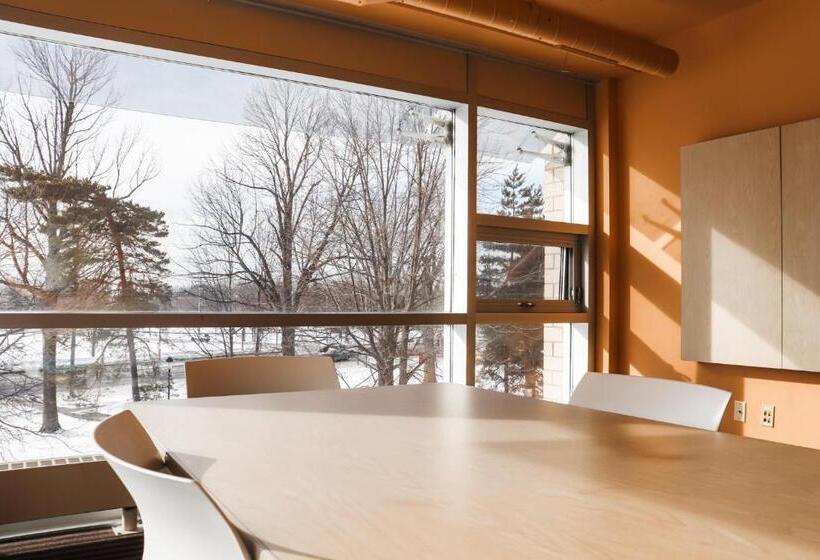 旅馆 Backpacker College At St Lawrence University