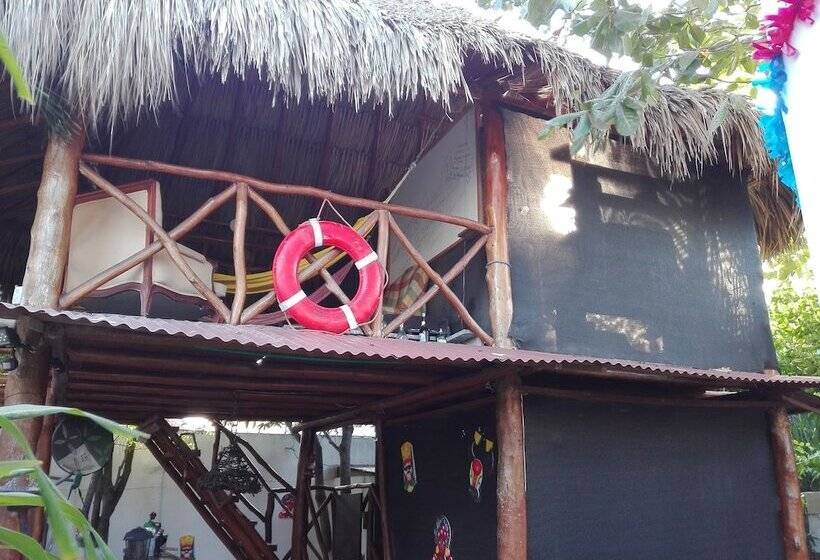 فندق صغير Hostal Backpackers Villa Karejo