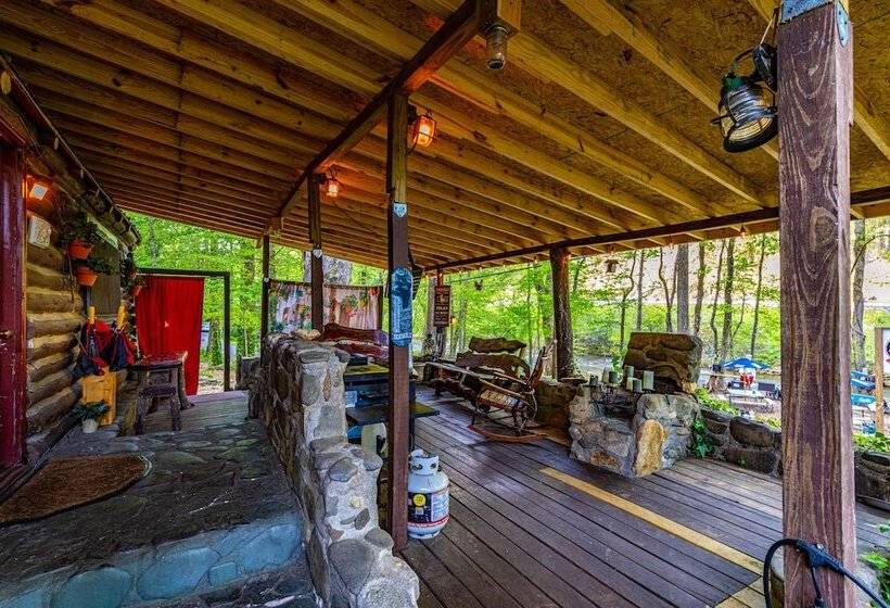 Bear Creek Lodge And Cabins In Helen Ga   Pet Friendly, River On Property, Walking Distance To Downt