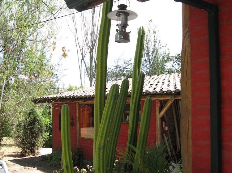 住宿加早餐  Arie S Cabin