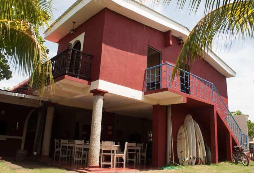 Bed and Breakfast Bomalu Nicaragua Beach House