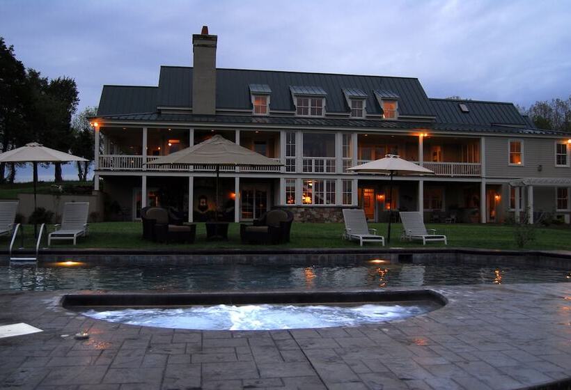 تختخواب و صبحانه Cedar Spring Inn & Spa