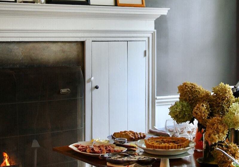 مبيت وإفطار Inn At Kenmore Hall