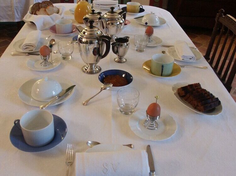 Chambres D Hôtes  B&b  La Bonneterie