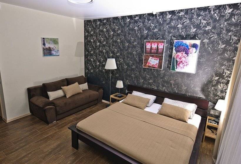 مبيت وإفطار Royal Hall